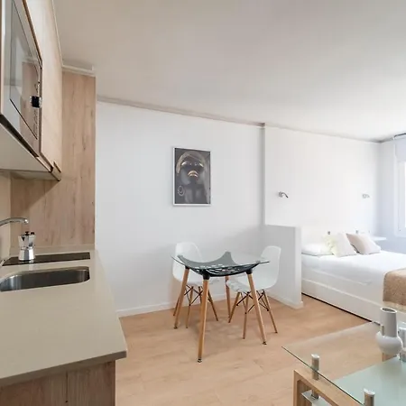 Estudio By Plaza Espana Con Parking דירה *
